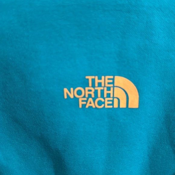 North Face Women Hoddie - Picture 3 of 5